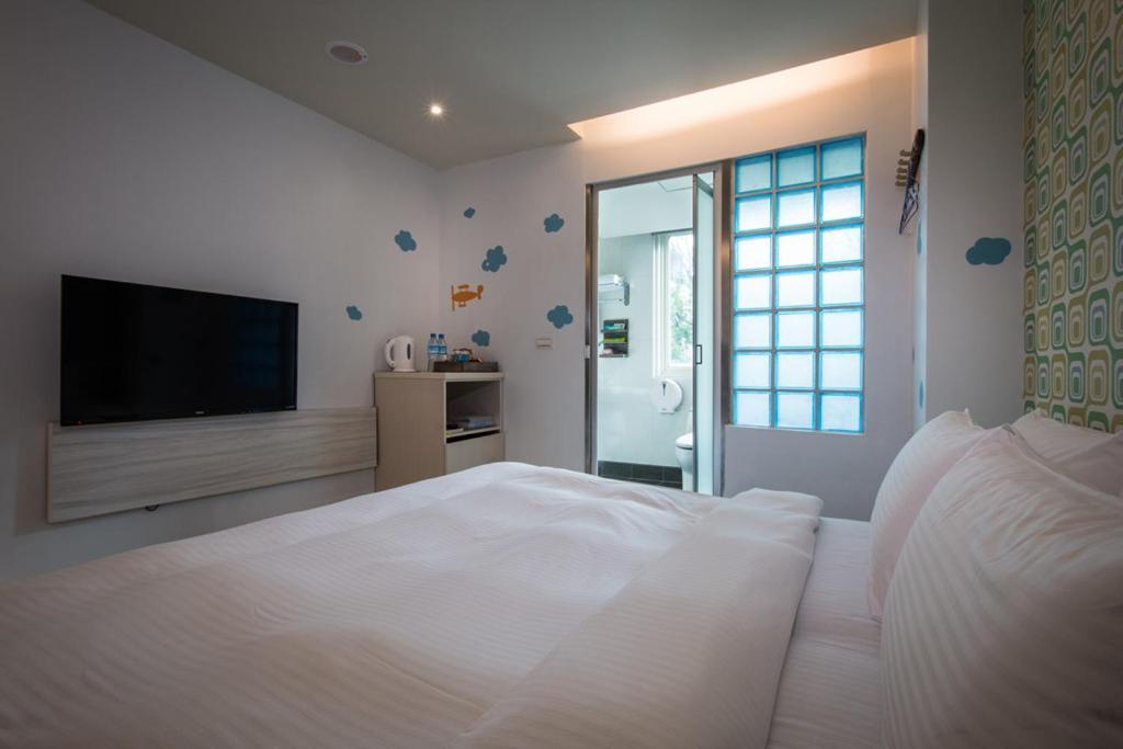 J-Hotel Цзяосі Екстер'єр фото