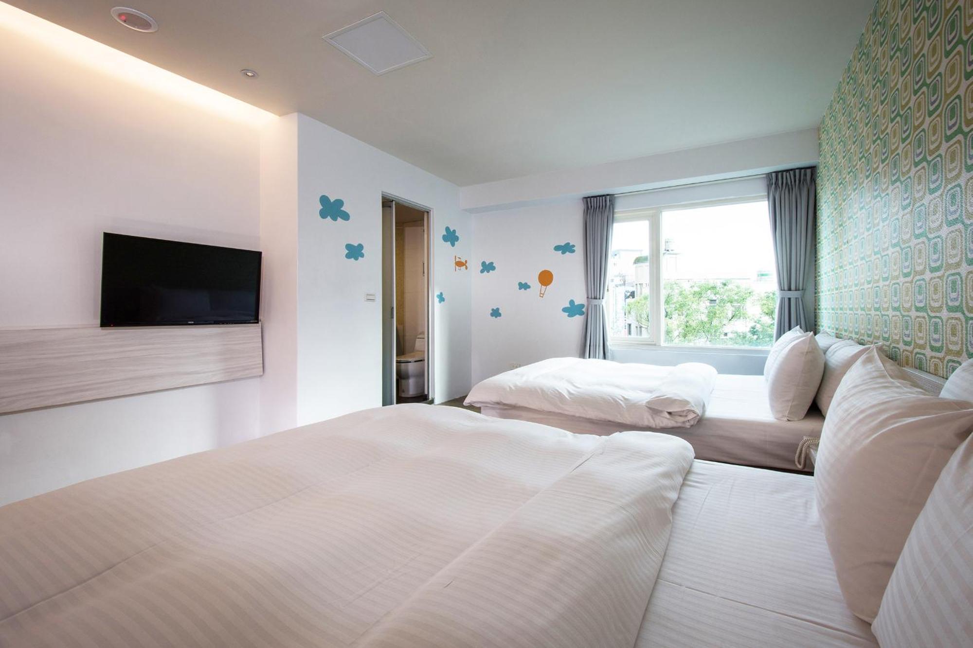 J-Hotel Цзяосі Екстер'єр фото