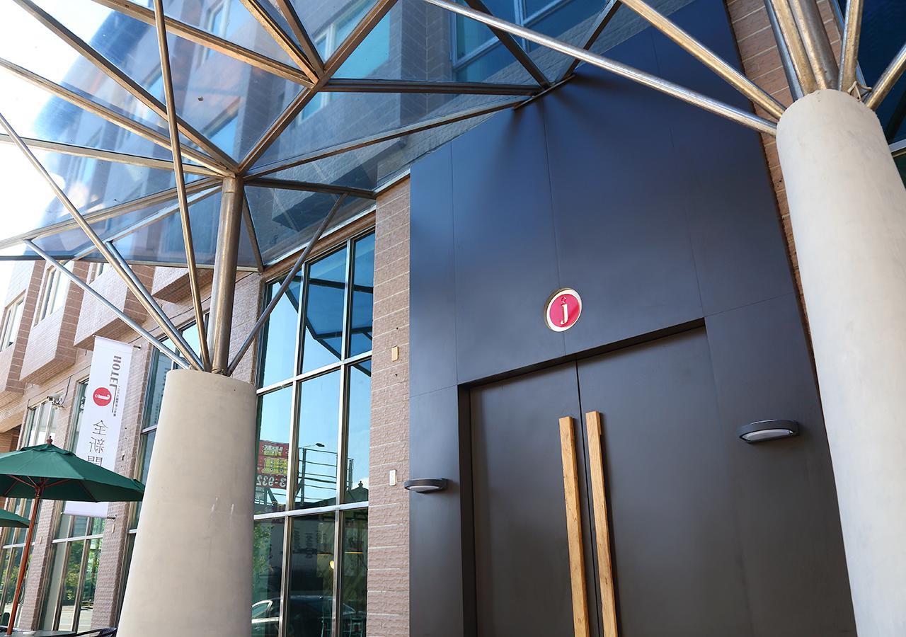 J-Hotel Цзяосі Екстер'єр фото