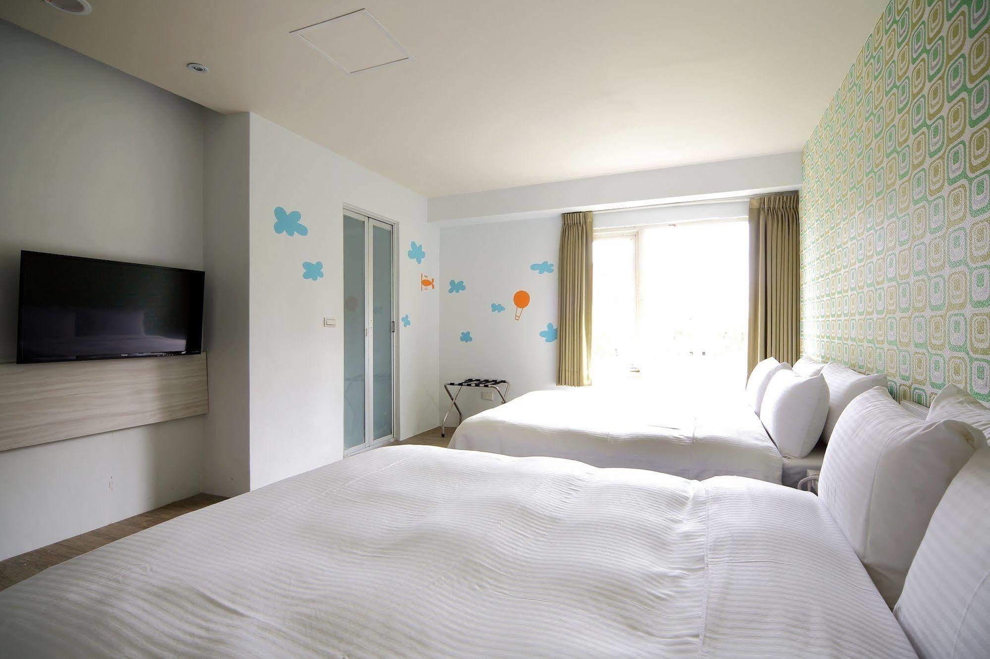 J-Hotel Цзяосі Екстер'єр фото