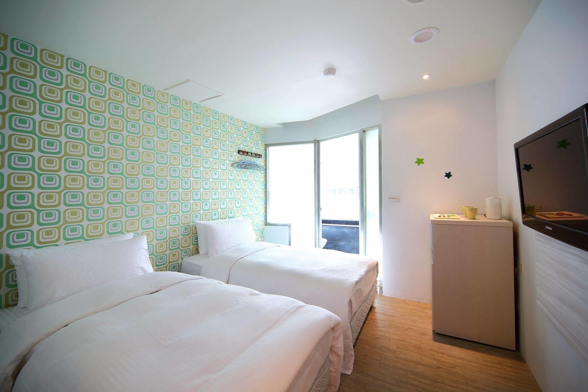 J-Hotel Цзяосі Екстер'єр фото